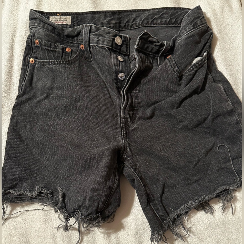 Levi mom fit shorts